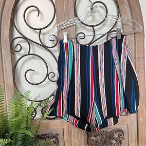 Nordstrom Lush Bright Striped shorts
